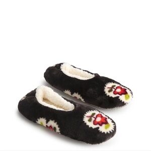 💛 Vera Bradley Fleece Slipper Socks